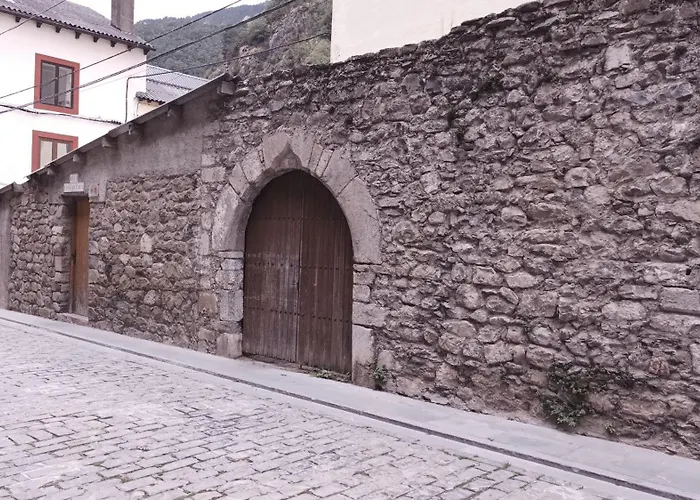 El Boj Avairent Pueblo * Canfranc